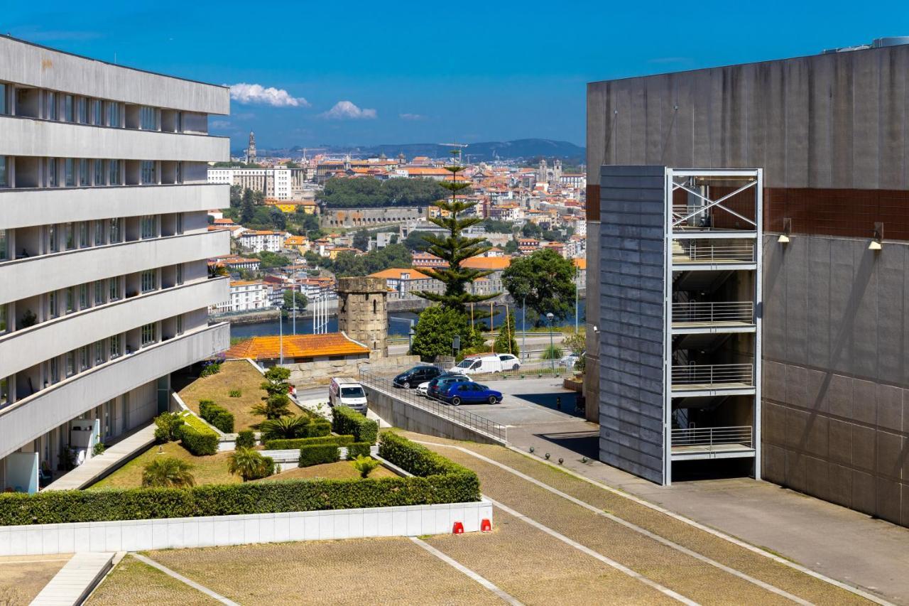 Estudio Encantador Com Vistas Para O Douro Gaia فيلا نوفا دي غايا المظهر الخارجي الصورة